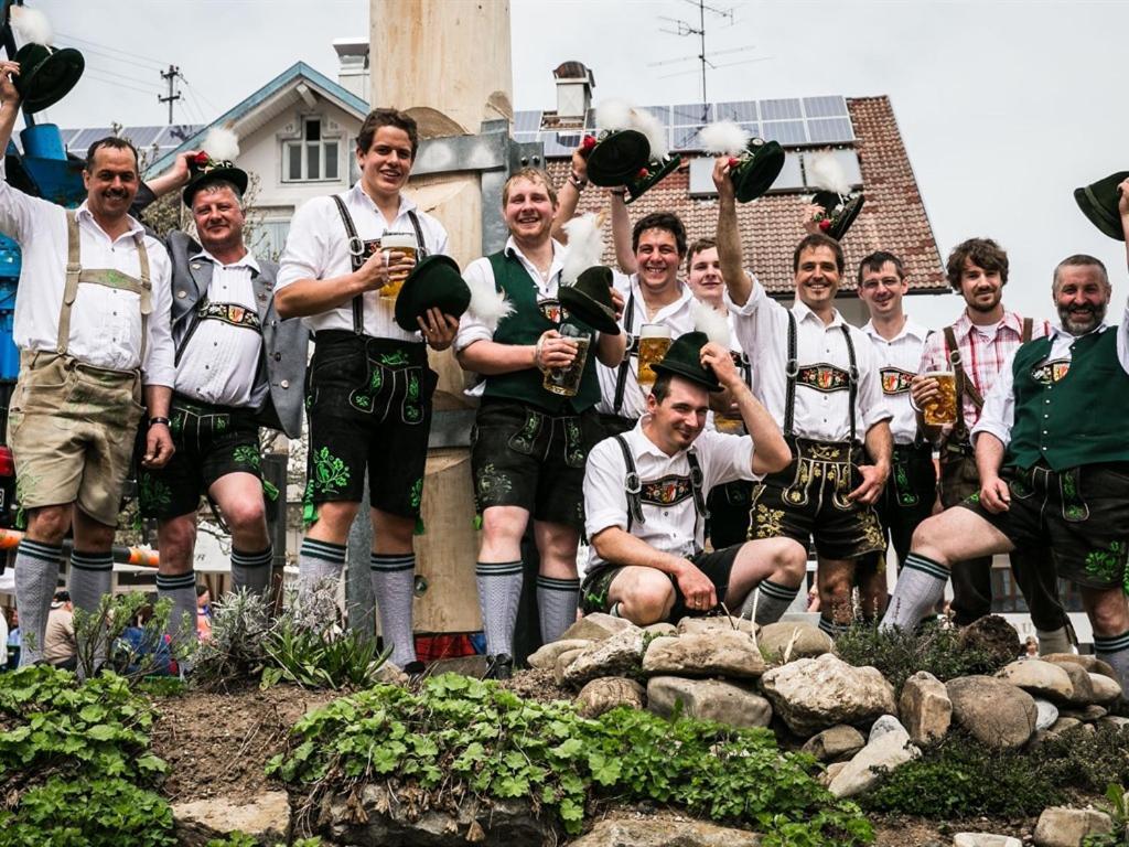 Gasthof Zum Hirsch Görisried Exterior foto